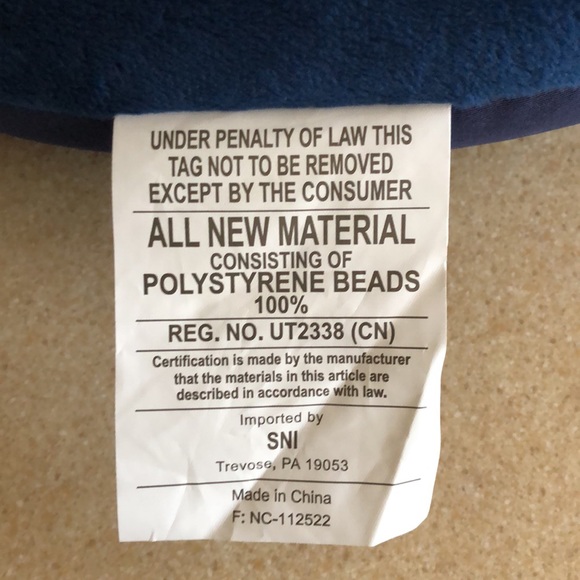 Brookstone Soft Microbead Travel Pillow Neck Lumbar  navy blue - Picture 14 of 14